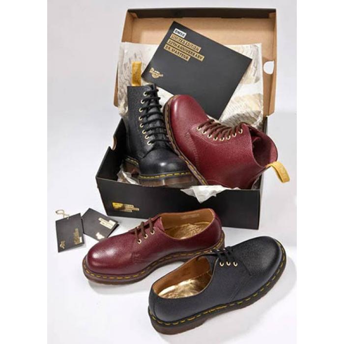 Туфлі, мокасини